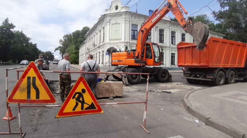 Сроки подачи горячей воды жителям 28 домов Курска сдвинулись