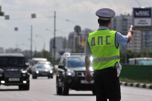 Водитель хотел подкупить полицейского