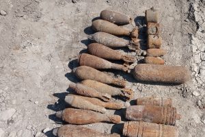 26 боевых снарядов времен ВОВ нашли под Курском