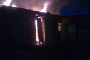 В Курской области чуть не сгорел жилой дом