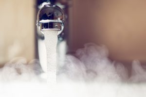 Курская «Квадра» продолжает восстановление подачи горячей воды