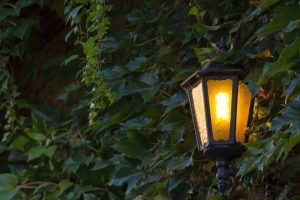 На темных улицах