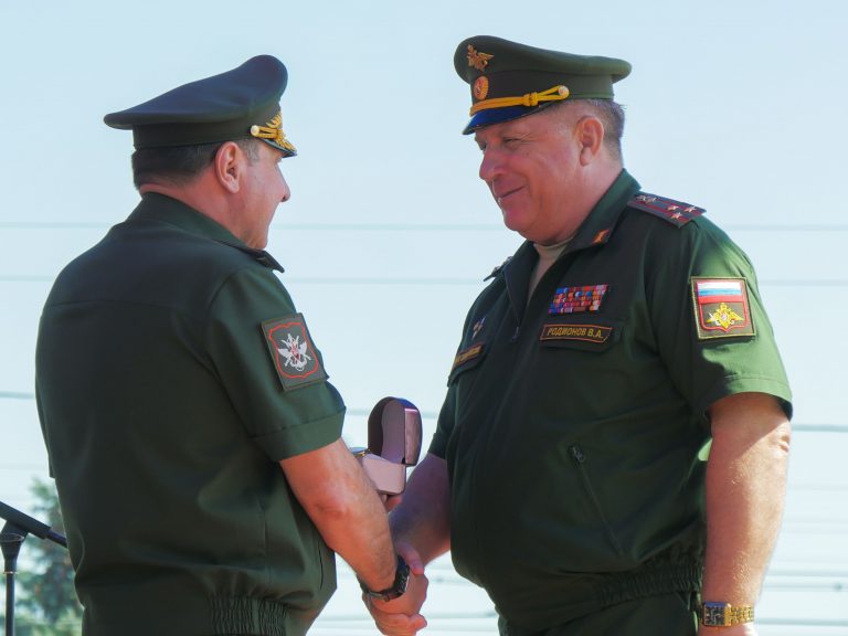 Генерал лейтенант завизьон