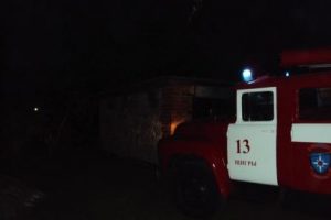 В пожаре под Курском сгорел гараж