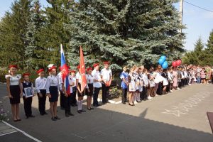 В Курской области установили мемориальную доску в память о герое Иване Руденко