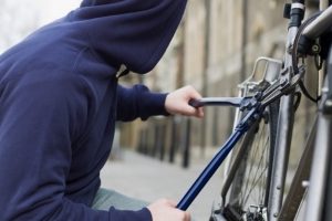 В Курске полицейские раскрыли кражу велосипеда