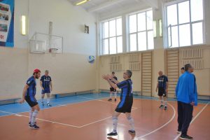 В Курске прошли соревнования по волейболу среди людей с нарушениями зрения