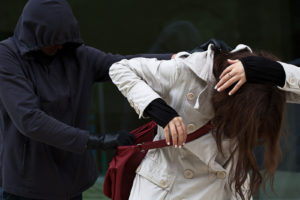 Нападение на школьниц не похоже на действия маньяка