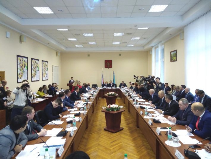 В Курске на замену окон в школах выделят 96 миллионов рублей