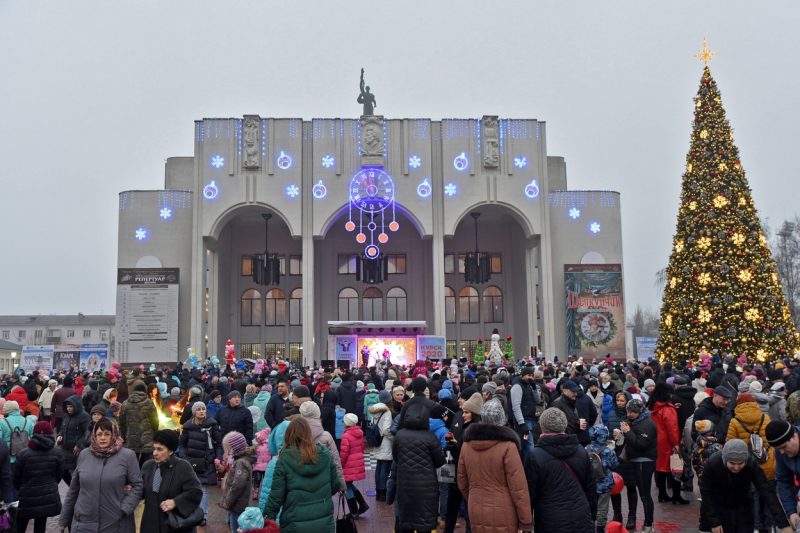 Курским Дедам Морозам молодость к лицу