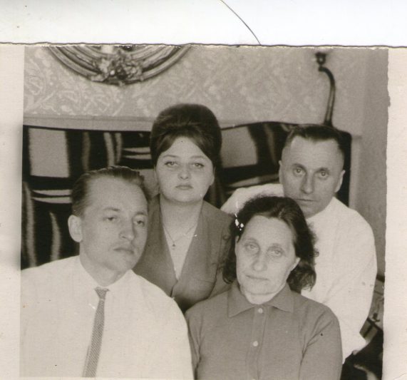  Он любил этот город, знакомый до слез, или краски Курска от Владимира Степанова