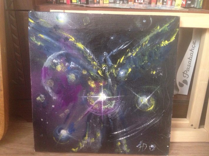 «Грымза или Cнегурочка?» или как курская художница примерила «неземной» образ