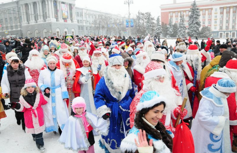 В Курске парад Дедов Морозов пройдет по-новому