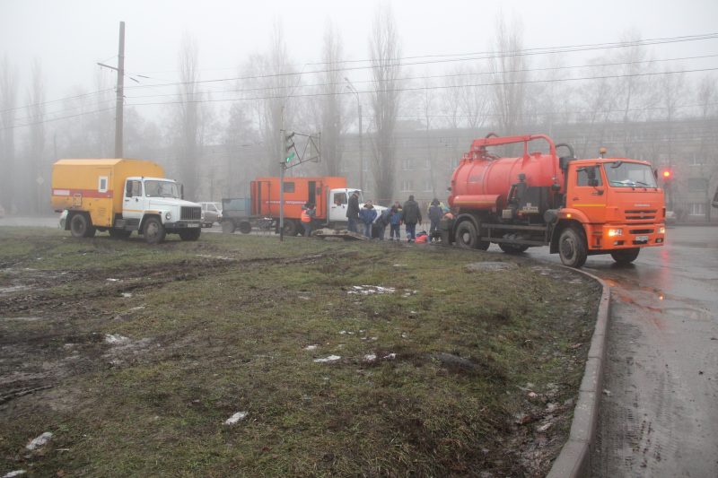 Курск: на улице 50 лет Октября завершен ремонт тепломагистрали