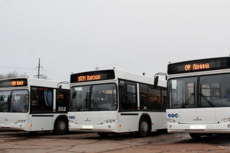 Три городских автобуса пополнили автопарк Михайловского ГОКа в Курской области