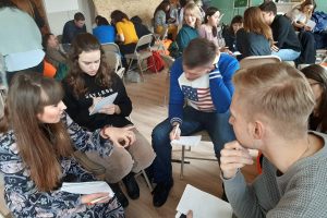 В Курске прошли общественные  слушания по разработке концепции молодежного Арт-пространства