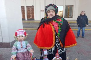 Курская мастерица создала к Рождеству новую коллекцию кукол
