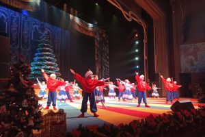 В Курском драматическом театре проходит Рождественский концерт