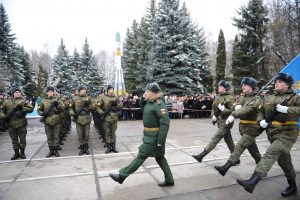 Равняйсь! Смирно!