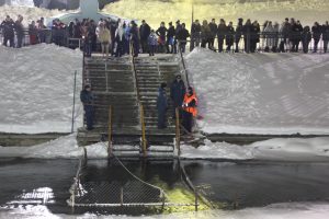 Купайтесь только в установленных местах!