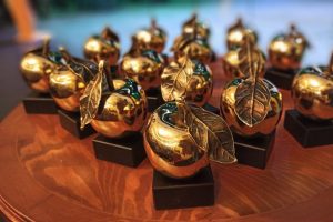 Лауреаты «Курской антоновки» получают свои награды