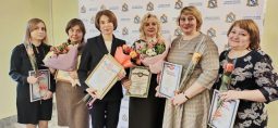 Коллектив «Курской правды» наградили ко дню российской печати