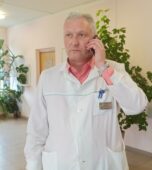 Олег Девянин проверил работу госпиталя в Железногорске Курской области