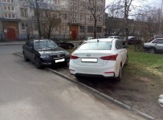  В Курске продолжаются рейды по нарушителям правил парковки