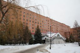 Два отделения Курской областной больницы отметили 15-летие