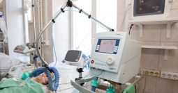 В Курске в больницу Семашко поступило 8 аппаратов ИВЛ
