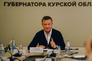 Деятельность губернатора Курской области Романа Старовойта оценивают положительно