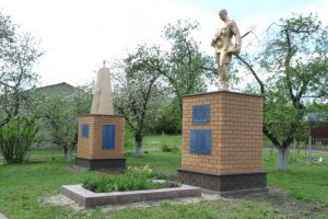 Курские таможенники отремонтировали два воинских мемориала