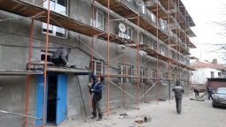 Капитальный ремонт трех домов в Курске обойдется в миллионы рублей