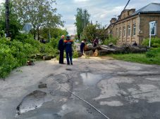 В Курской области 1027 человек остались без электричества