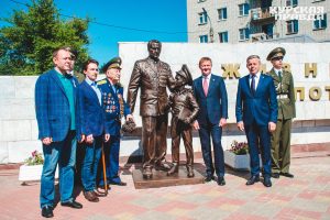 В Курске открыли  памятник ветерану  Великой Отечественной войны
