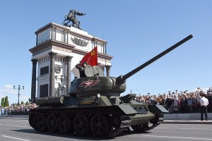 В Курской области перенесли  парад Победы