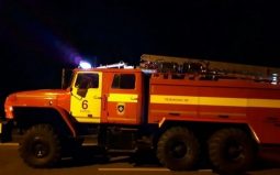 Ночью в Курске горел автомобиль «Toyota Land Cruiser»