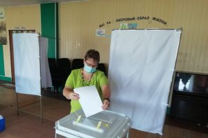 Больше половины жителей курских районов стали участниками голосования