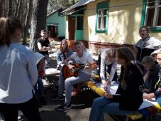 В Курске на лето трудоустроят «трудных» подростков