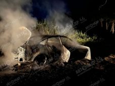В Курской области ночью сгорела «Ауди»