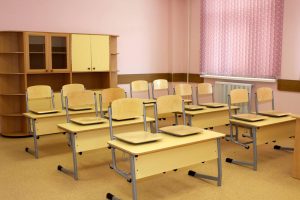 На замену школьной мебели в Курской области выделили 30 миллионов