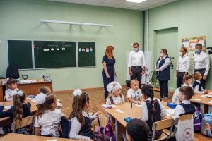 Роман Старовойт побывал в отремонтированной школе №11