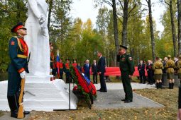 Курский губернатор принял участие в открытии памятной часовни в Карелии