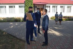 Курского подростка наградили за спасение утопающего