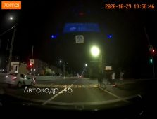 В Курске таксист сбил пешехода, а затем отвез в больницу