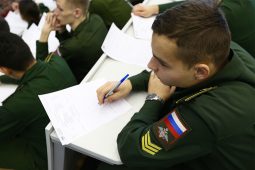 Курскую молодежь приглашают в военные ВУЗы Министерства обороны