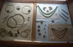 В Курском музее археологии открывается доступ к кладу VI-VII вв. н.э.