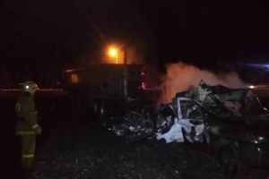 На границе Курской области 2 человека погибли в ДТП в загоревшемся авто