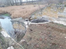 В Курской области обнаружили спущенный пруд
