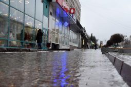 В Курской области за сутки 98 человек получили травмы из-за гололёда